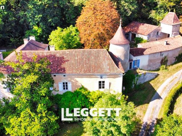 Château 10 pièces 280 m²