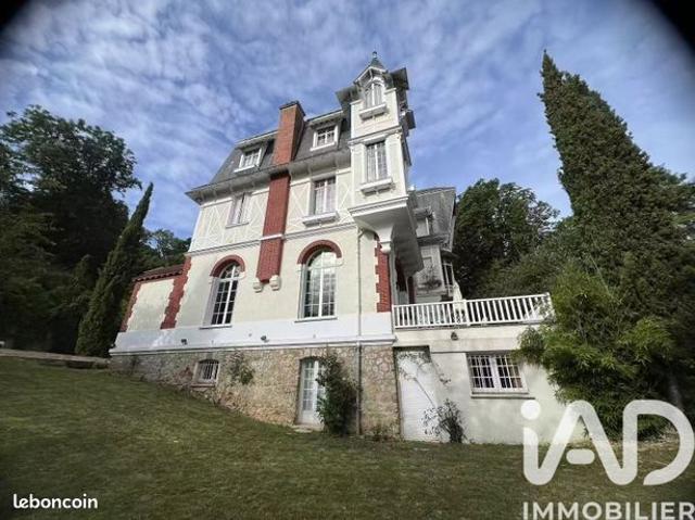 Château 11 pièces 413 m²