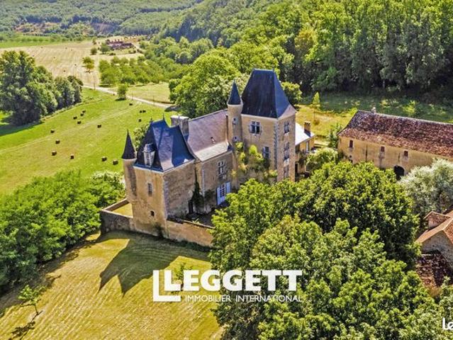 Château 11 pièces 600 m²