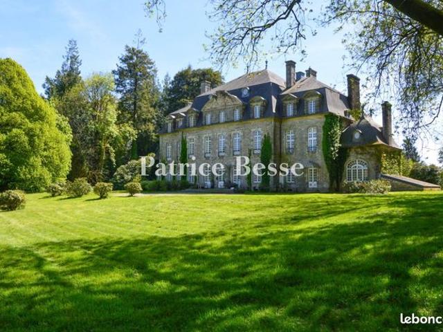 Château 11 pièces 1 250 m²