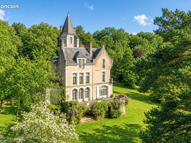 Chateau 12 pièces 408 m²