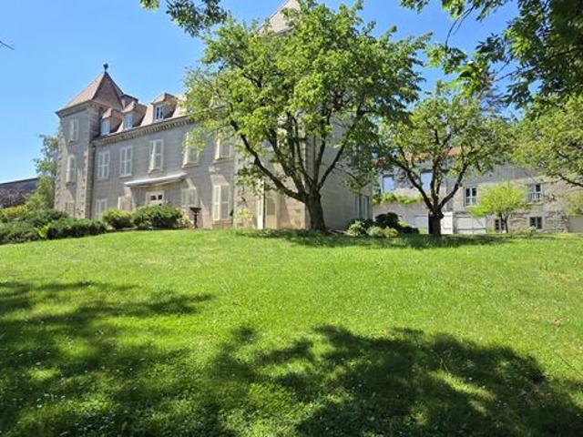 Chateau 12 pièces 500 m²