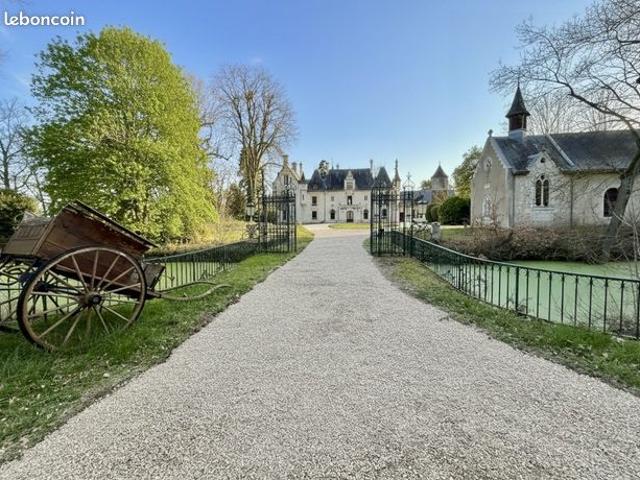 Château 12 pièces 550 m²