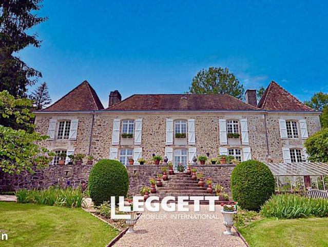 Château 13 pièces 425 m²