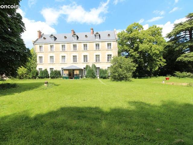 Château 13 pièces 558 m²