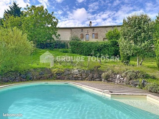 Château 13 pièces 660 m²