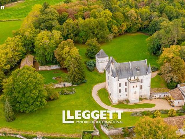 Château 13 pièces 700 m²