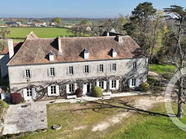 Château 25 pièces 785 m²