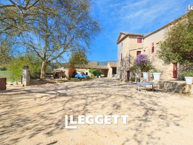 Château 20 pièces 500 m²