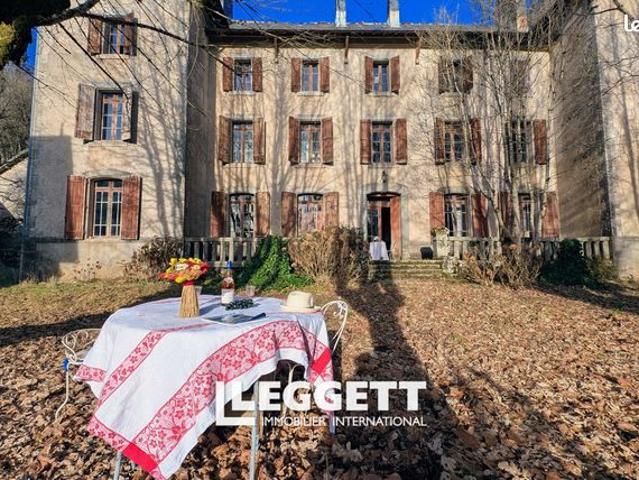 Château 20 pièces 580 m²