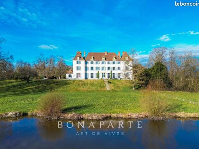 Chateau 20 pièces 840 m²