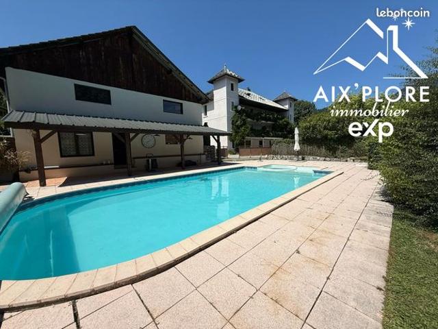 Château 22 pièces 565 m²