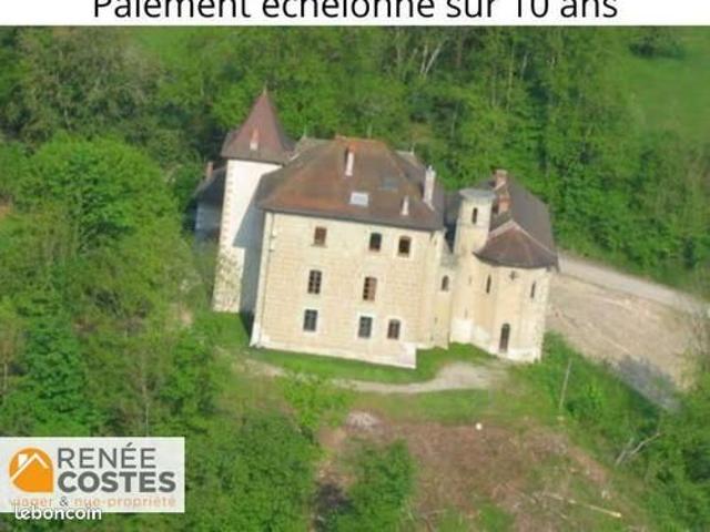 Château 4 pièces 138 m²