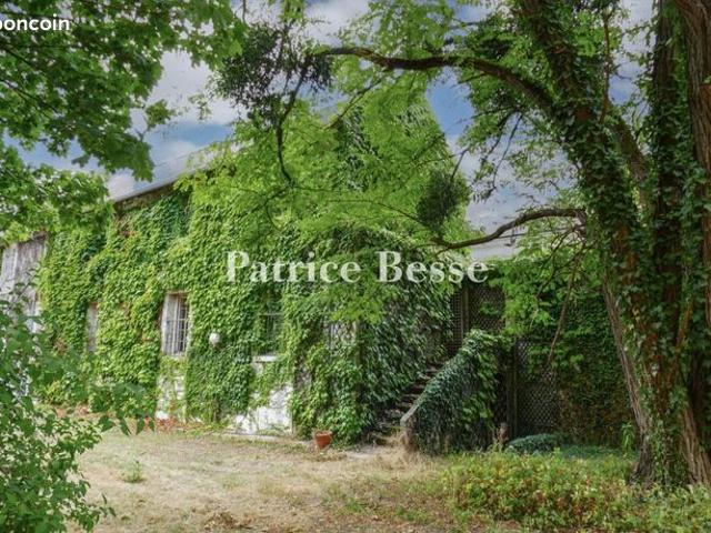 Château 6 pièces 152 m²