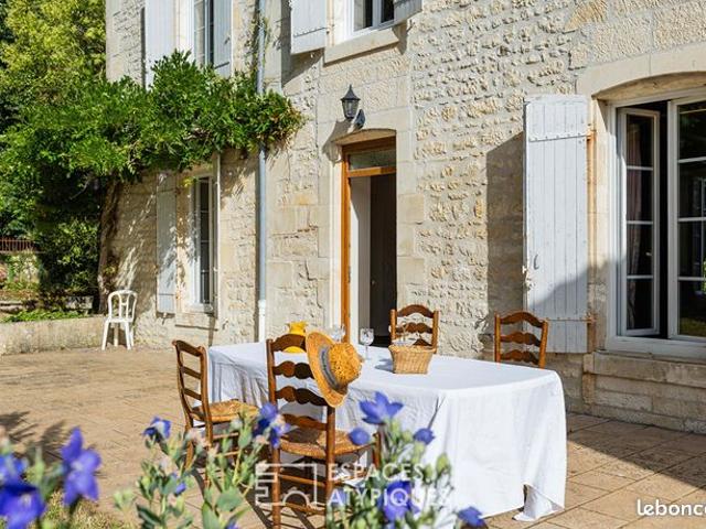 Château 7 pièces 192 m²