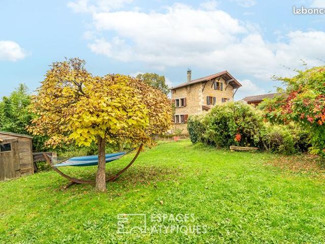 Château 7 pièces 216 m²