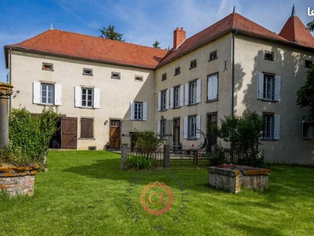 Chateau 7 pièces 476 m²