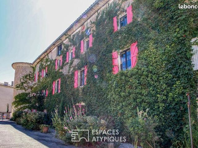 Château 9 pièces 300 m²