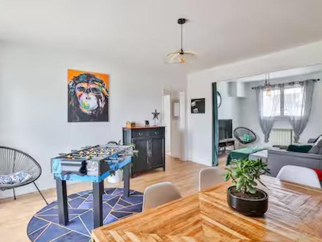 Châteaubernard: pavillon de plain pied, meublé, avec jardin et garage, 3 chambres, en location
