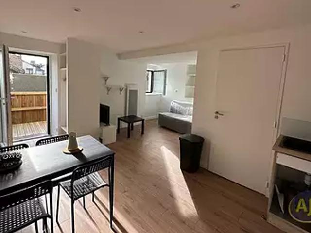 Châteaubriant 44110 Location appartement 1 pièce t1 cave