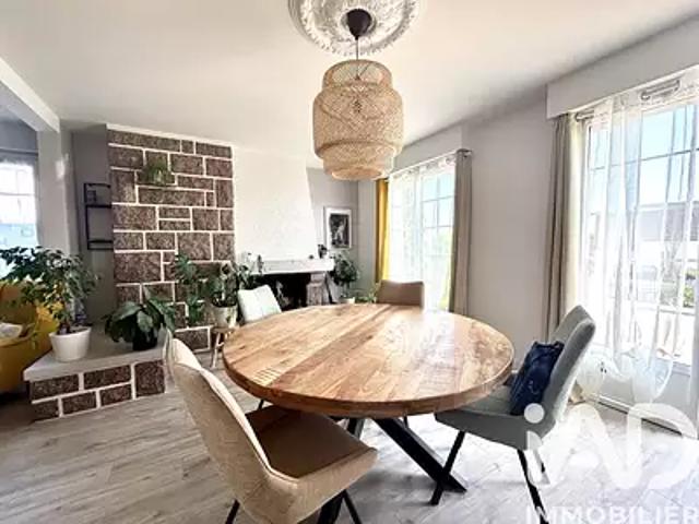 Châteaugiron 35410 Achat / Vente maison 7 pièces t7 parking