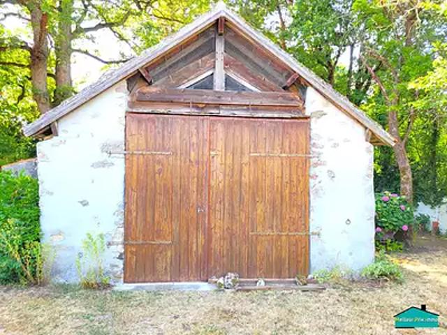 Châteauneuf 85710 Achat / Vente maison 1 pièce t1 au dernier étage