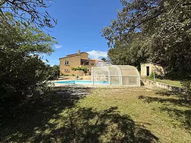 Châteauneuf de Gadagne 84470 Achat / Vente maison 7 pièces t7 piscine parking
