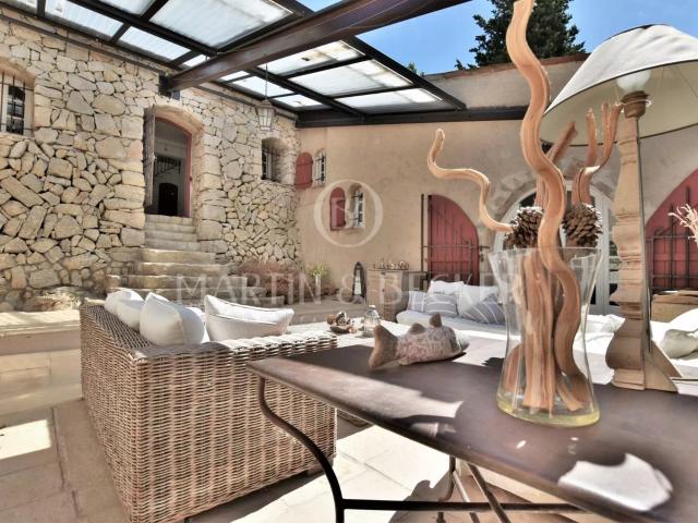 Chateauneuf De Grasse Magnifique Bastide Authentique 221m² Châteauneuf Grasse