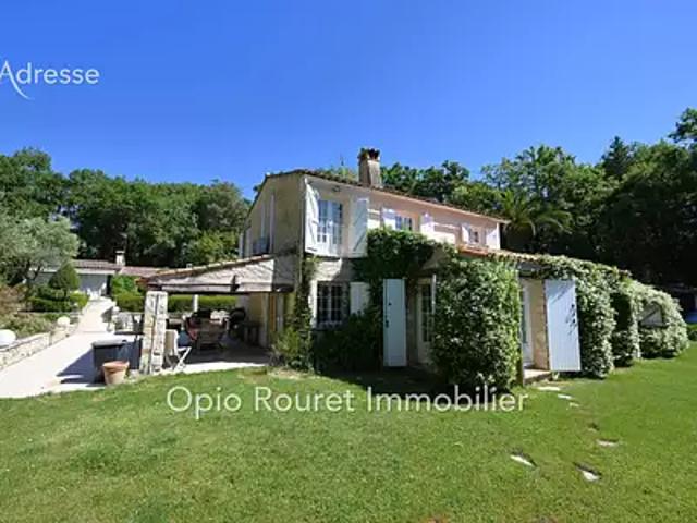 Châteauneuf Grasse 06740 Achat / Vente maison piscine parking