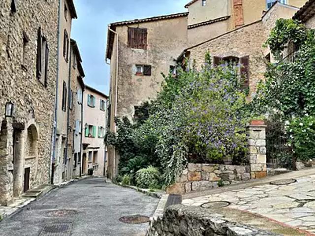 Châteauneuf Grasse 06740 Achat / Vente maison 4 pièces t4 parking