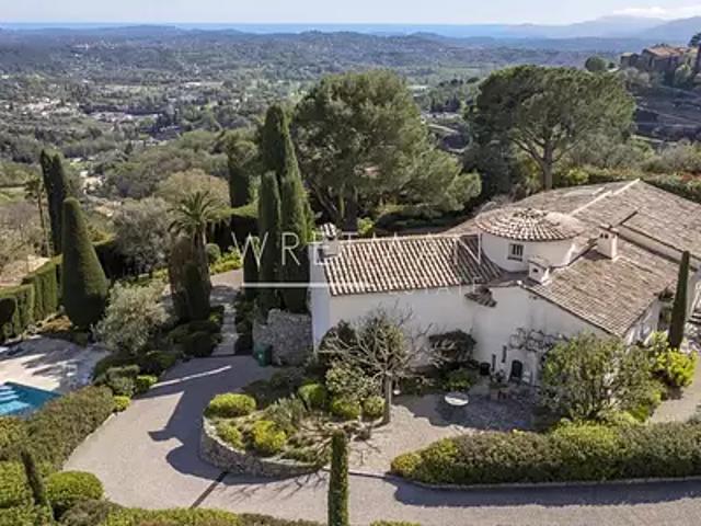 Châteauneuf Grasse 06740 Achat / Vente maison 6 pièces t6 piscine