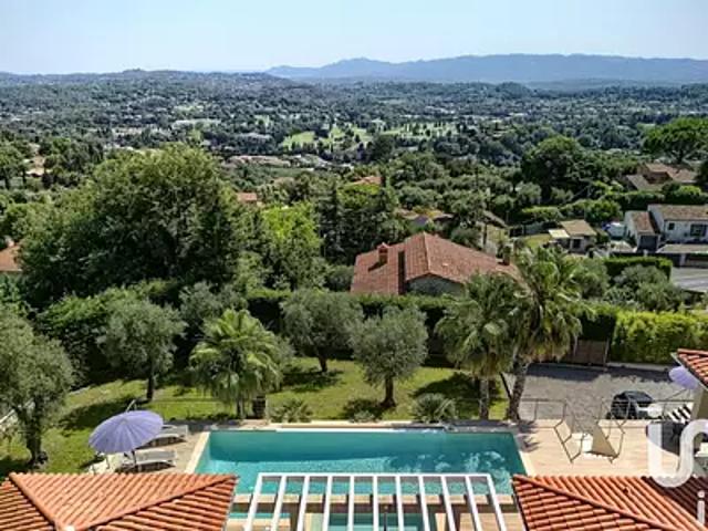 Châteauneuf Grasse 06740 Achat / Vente maison 8 pièces t8 parking