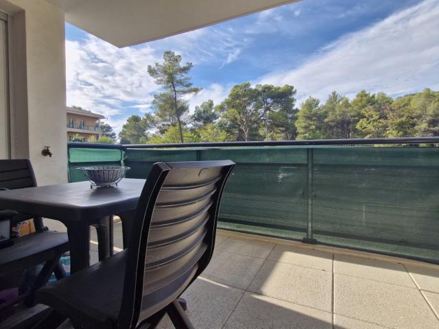 Châteauneuf le Rouge Vente Appartement 13