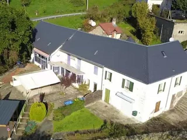 Châteauneuf les Bains 63390 Achat / Vente immeuble terrasse