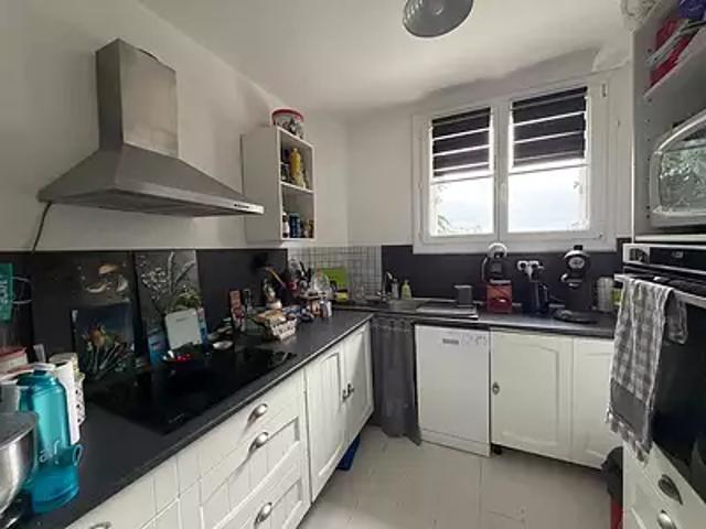 Châteauroux 36000 Location appartement 4 pièces t4 cave parking