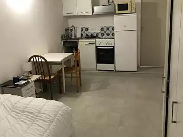 Châteauroux 36000 Location appartement 1 pièce t1 jardin terrasse