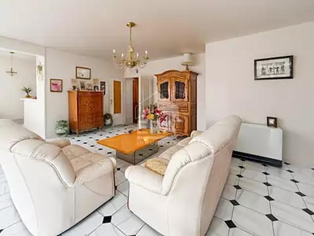 Châteaurenard 13160 Achat / Vente appartement 3 pièces t3 terrasse cave