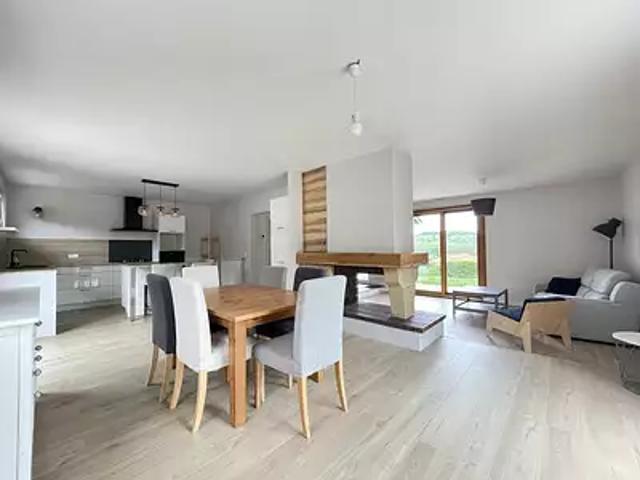 Châtel Guyon 63140 Achat / Vente maison 6 pièces t6 terrasse parking