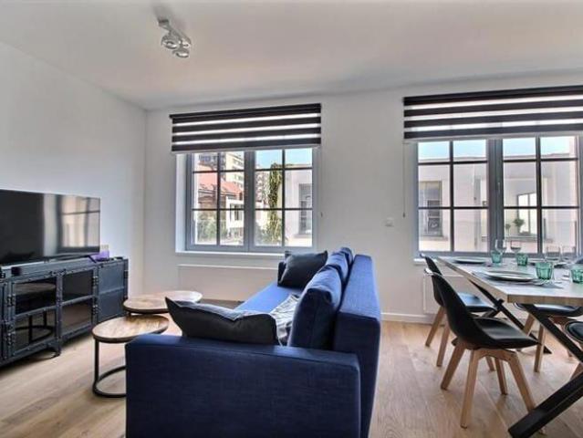 CHATELAIN: Furnished studio 2nd occupation