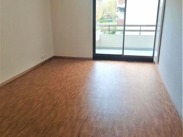 Châtelaine Appartement lumineux moderne et traversant