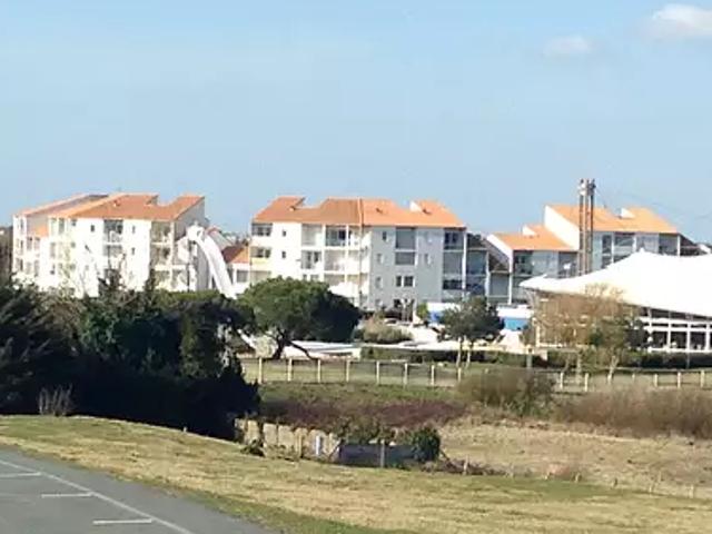 Châtelaillon Plage 17340 Location appartement 1 pièce t1 au dernier étage terrasse