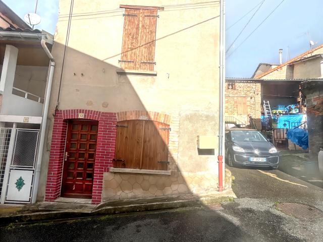 CHATELDON: Lot de 2 maisons mitoyennes à vendre