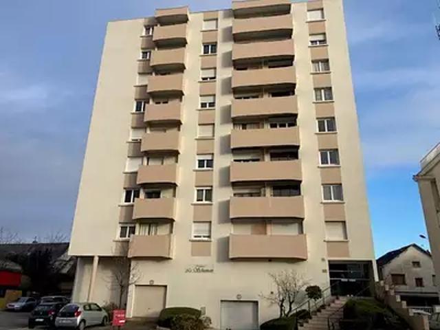 Châtellerault 86100 Achat / Vente appartement 3 pièces t3 au dernier étage cave