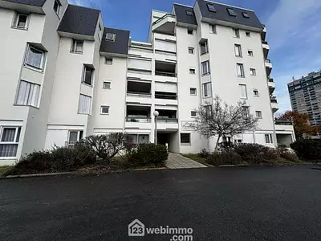 Châtellerault 86100 Achat / Vente appartement 3 pièces t3 terrasse parking