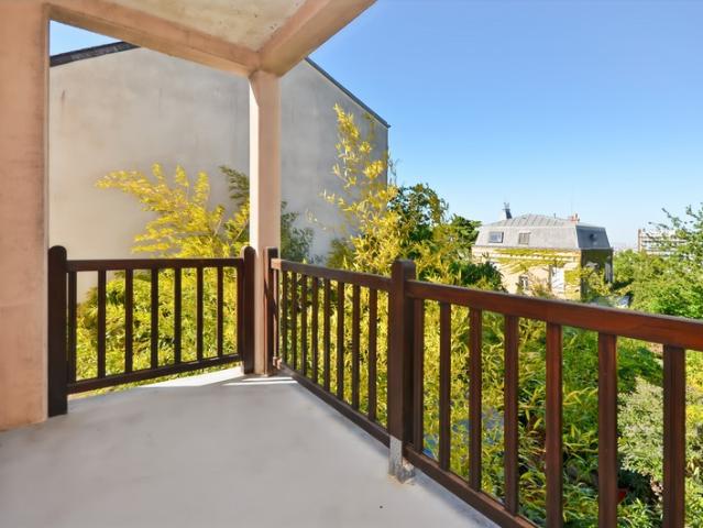 CHATILLON 2P DE 33,29 M² 32,78 M² HABITABLES GRAND BALCON CAVE PARTAGEE STATIONNEMENT GRATUIT