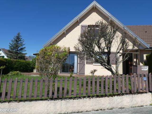 Chatillon le Duc Maison T 7 sur beau terrain arboré
