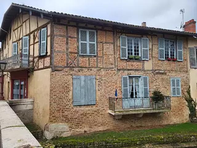 Châtillon sur Chalaronne 01400 Achat / Vente immeuble terrasse