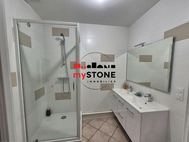 CHATILLON SUR CHALARONNE – Appartement Meublé avec jardin 3 pièces 2 chambre – 82 m² habitables