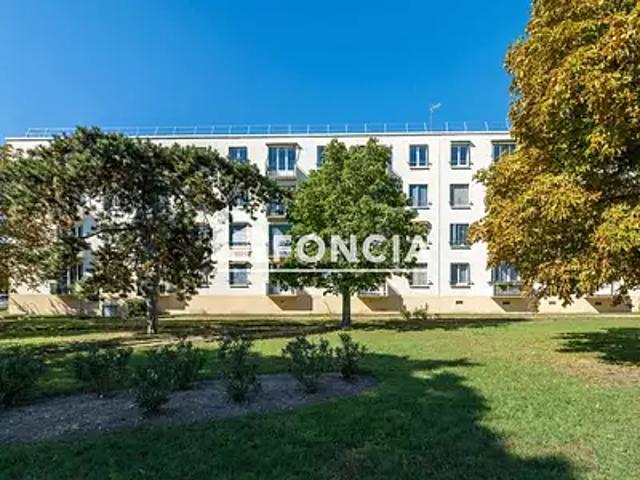 Chatou 78400 Achat / Vente appartement 2 pièces t2 au dernier étage