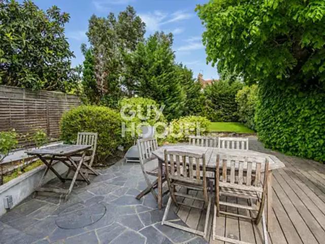 Chatou 78400 Achat / Vente maison 8 pièces t8 au dernier étage